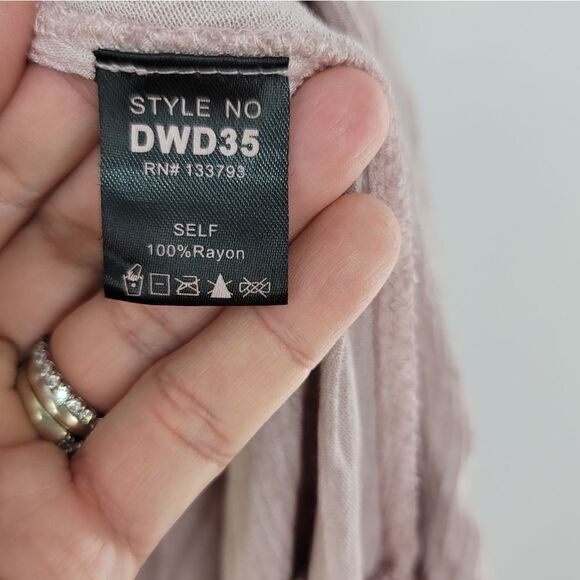 Vici dusty rose boho dress - Picture 3 of 9